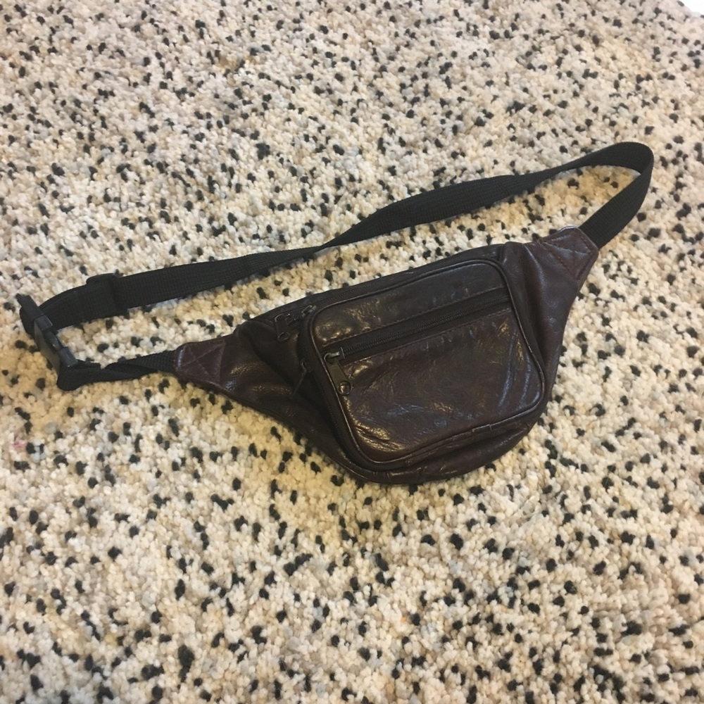 Vintage Brown Wilson Leather Belt Bag 4 Pockets - Picture 2 of 8